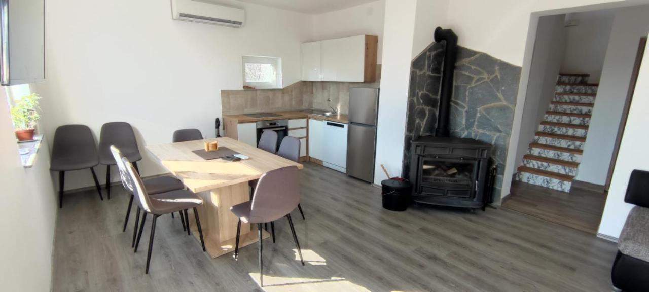 Apartman Lynx On Lake Sabljaci Ogulin Exterior foto